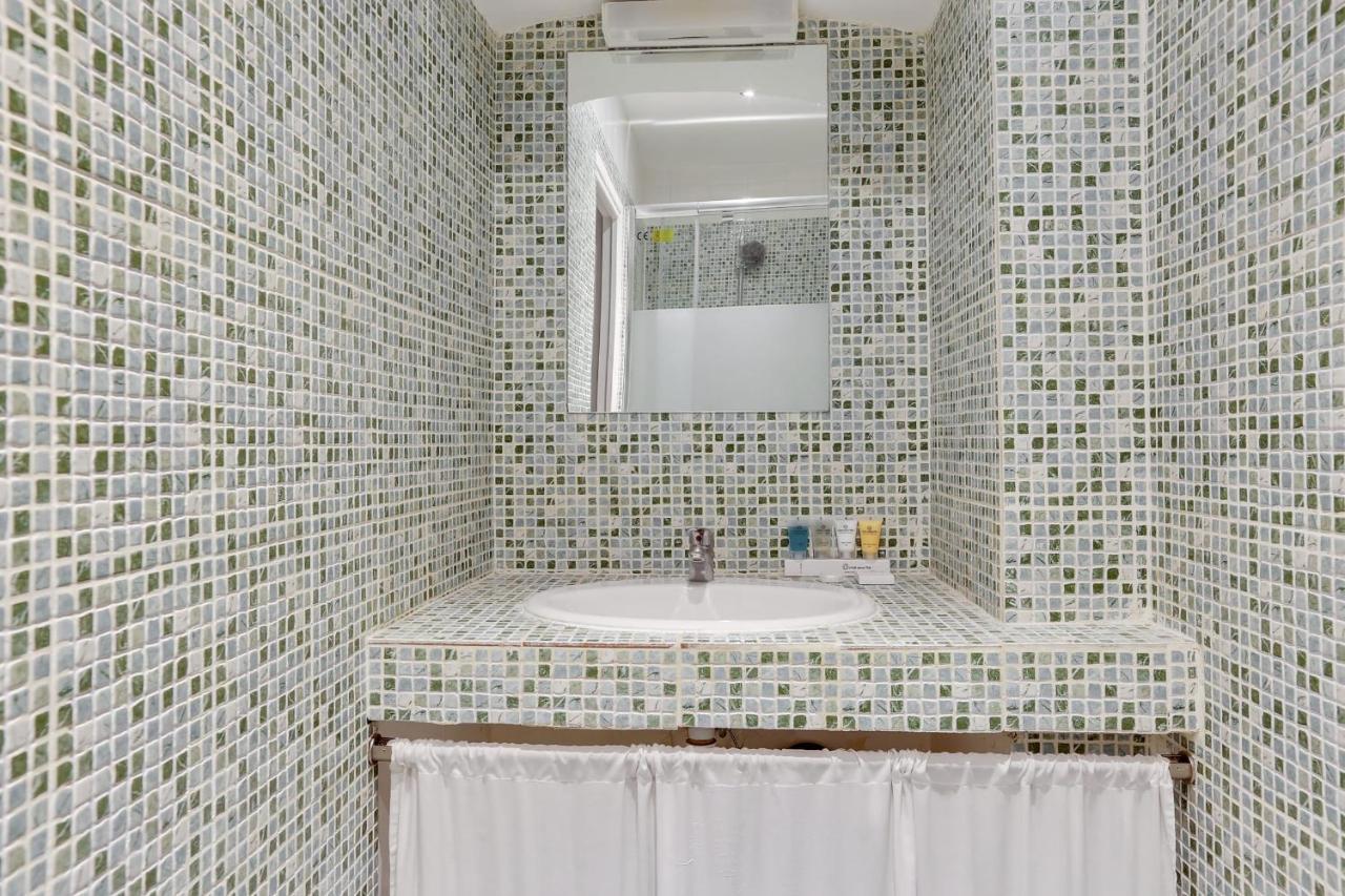 170 Suite Angouleme Large Duplex Style Apt With1 Bdr Paris Central ภายนอก รูปภาพ
